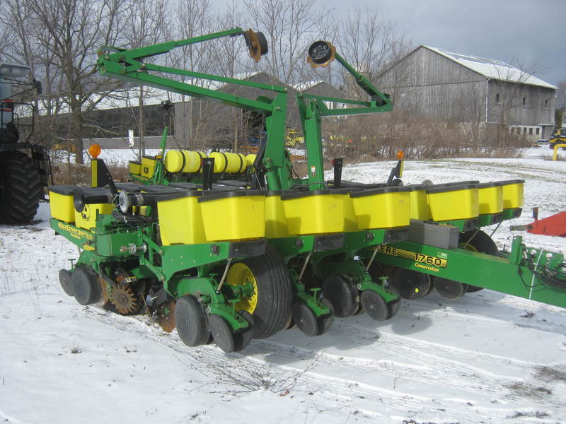 Planting Equipment  John Deere 1760 Planter   Photo